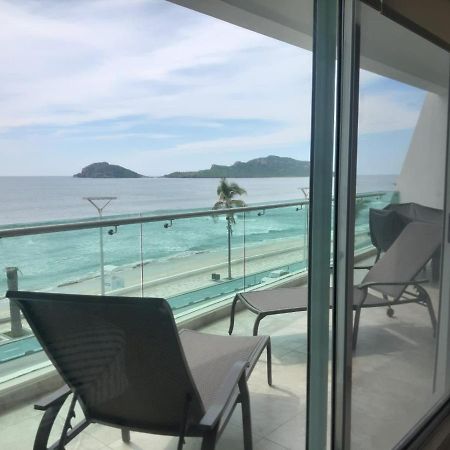 Hermoso Y Moderno Departamento Frente Al Malecon Con Preciosa Vista Al Mar Mazatlán Eksteriør billede